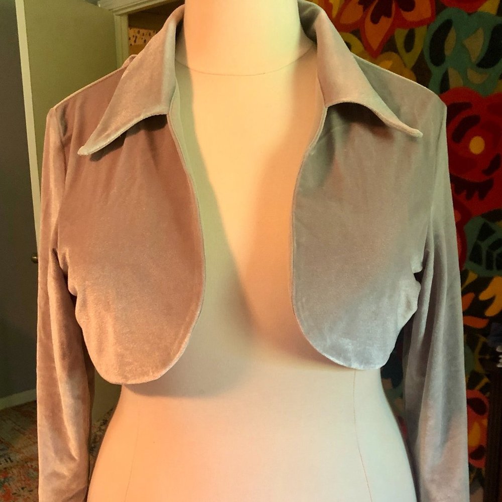 Couture for Every Body dove grey bolero jacket EUC